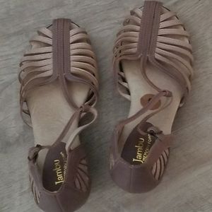 Jambu Memory Foam short heel shoes